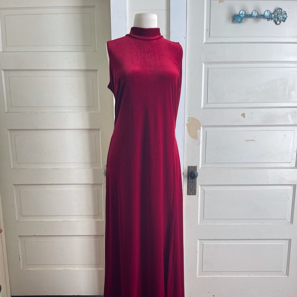 Ronni Nicole  Size 14
